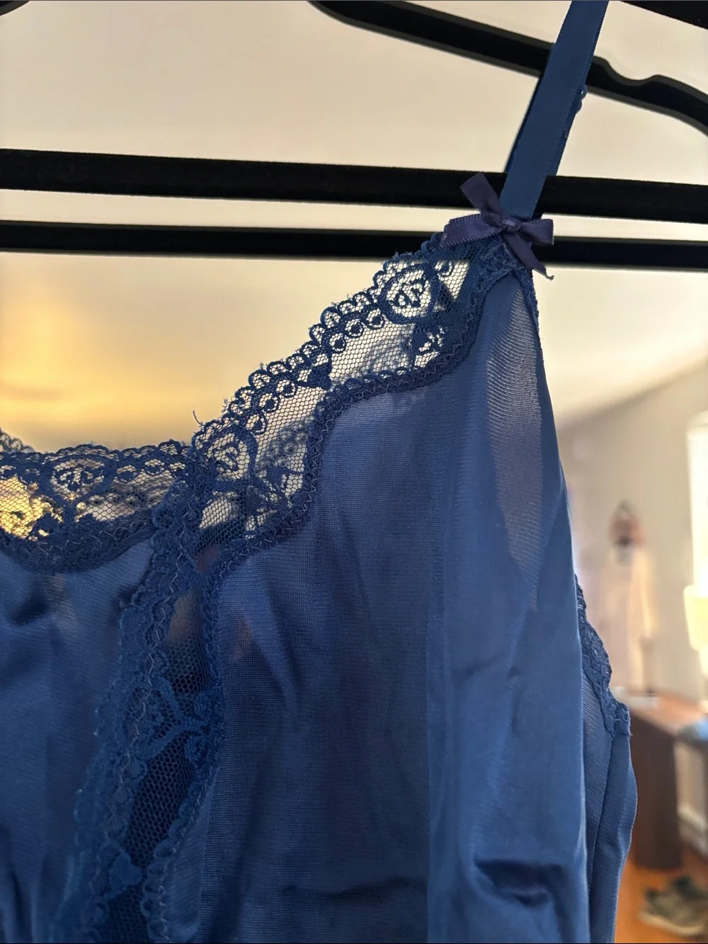 🎀Vintage🎀 “Lovable” Navy Blue Satin Lace Cami Size 34